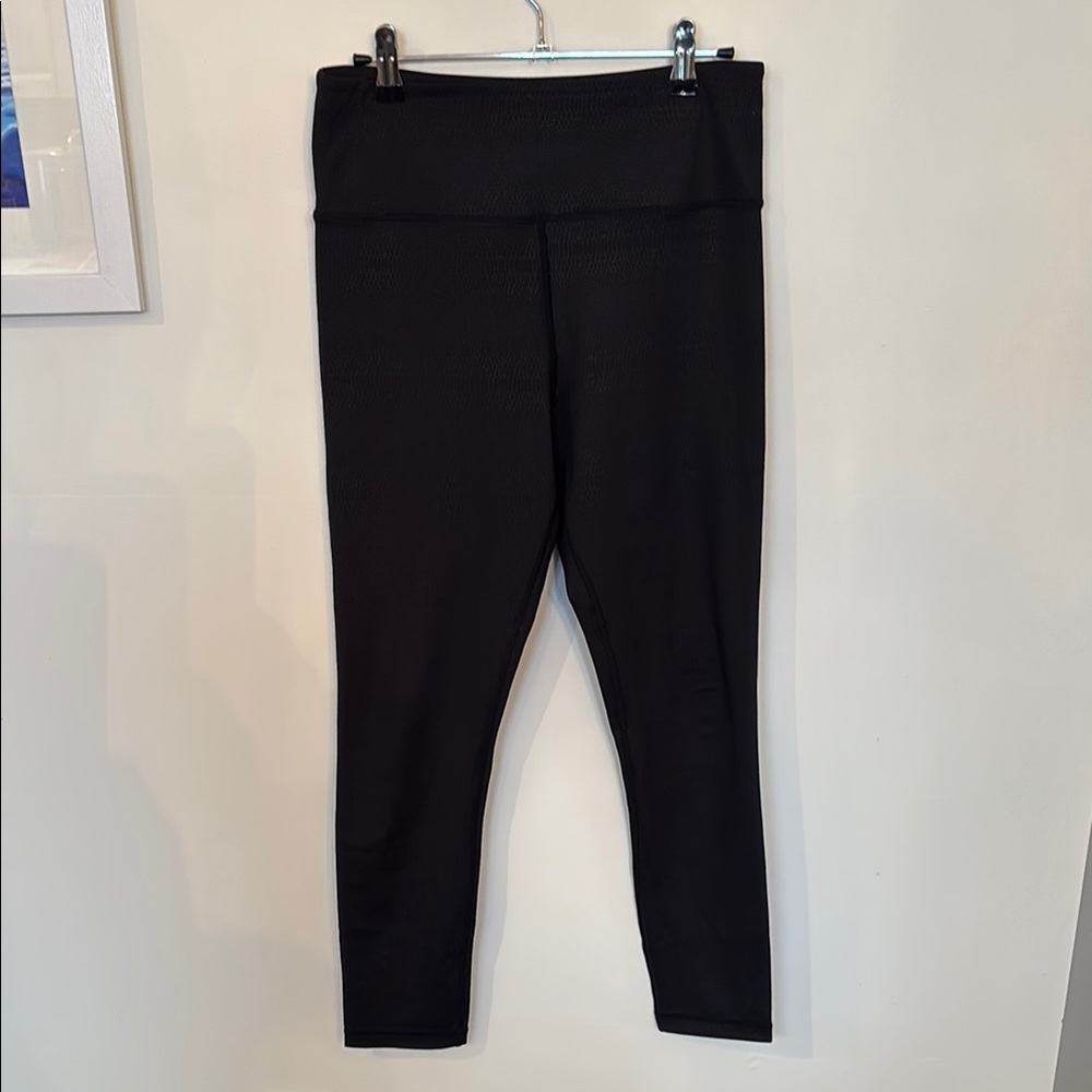 Zyia Black High-Waisted Leggings